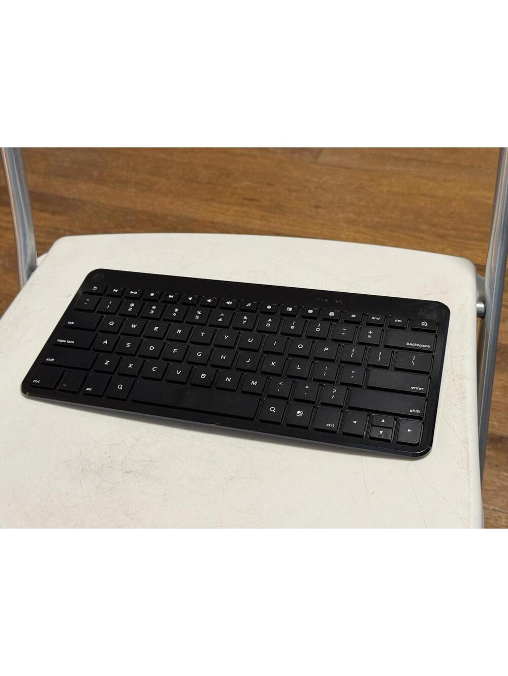 Motorola Wireless Bluetooth Mini  Keyboard Motorola SJYN0700A